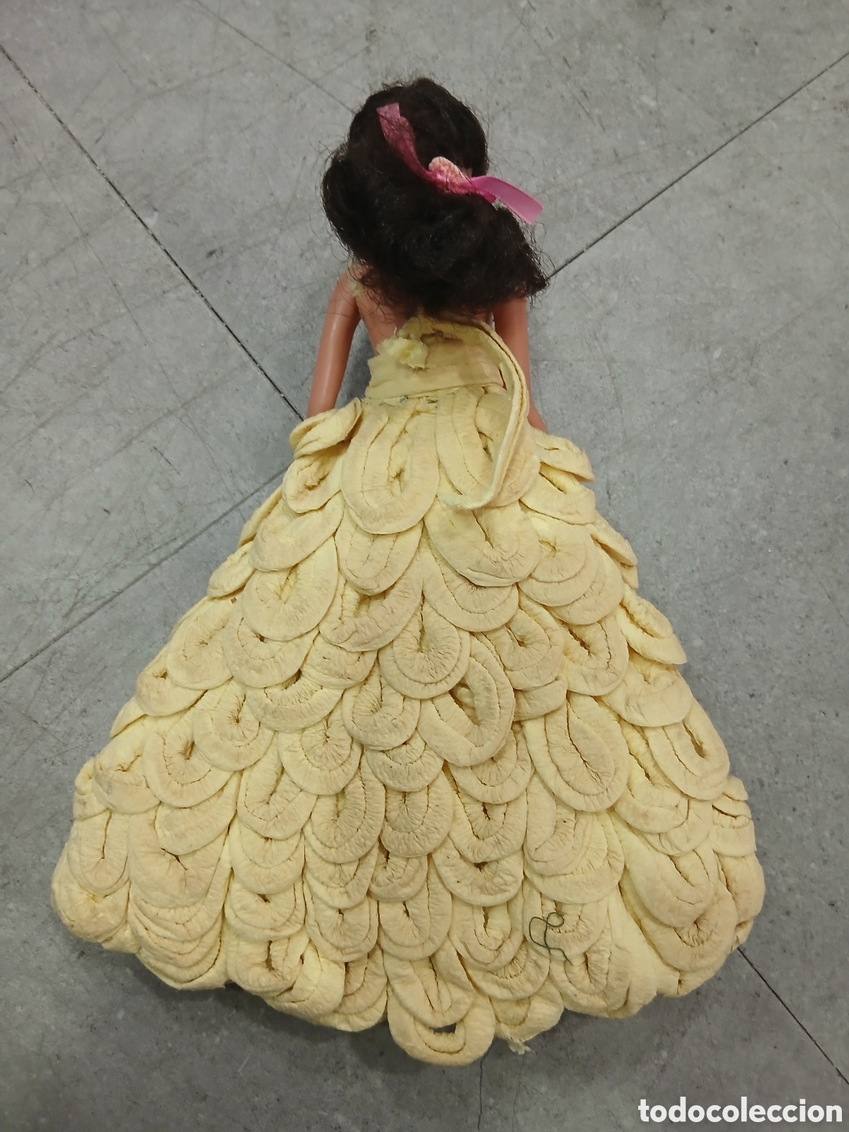 Mu&ntilde;ecas modernas: Mu&ntilde;eca con traje hecho a mano. (L41) - Foto 3