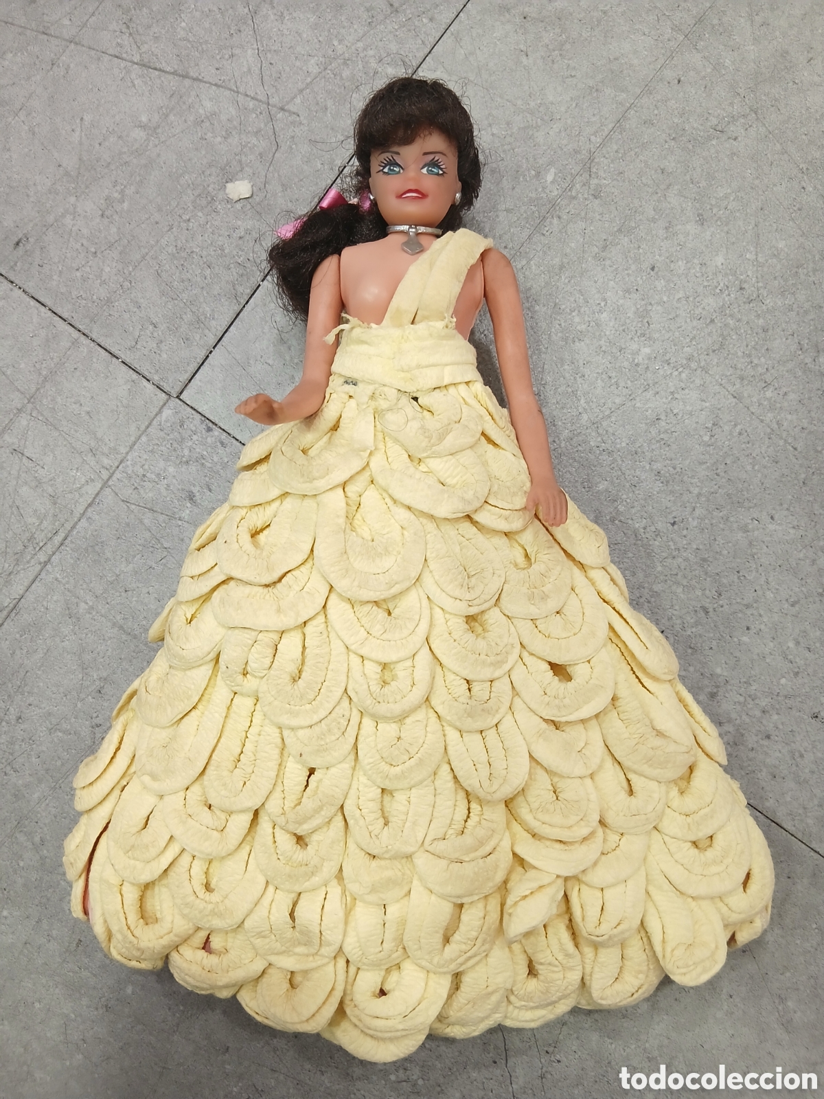 Mu&ntilde;ecas modernas: Mu&ntilde;eca con traje hecho a mano. (L41) - Foto 1