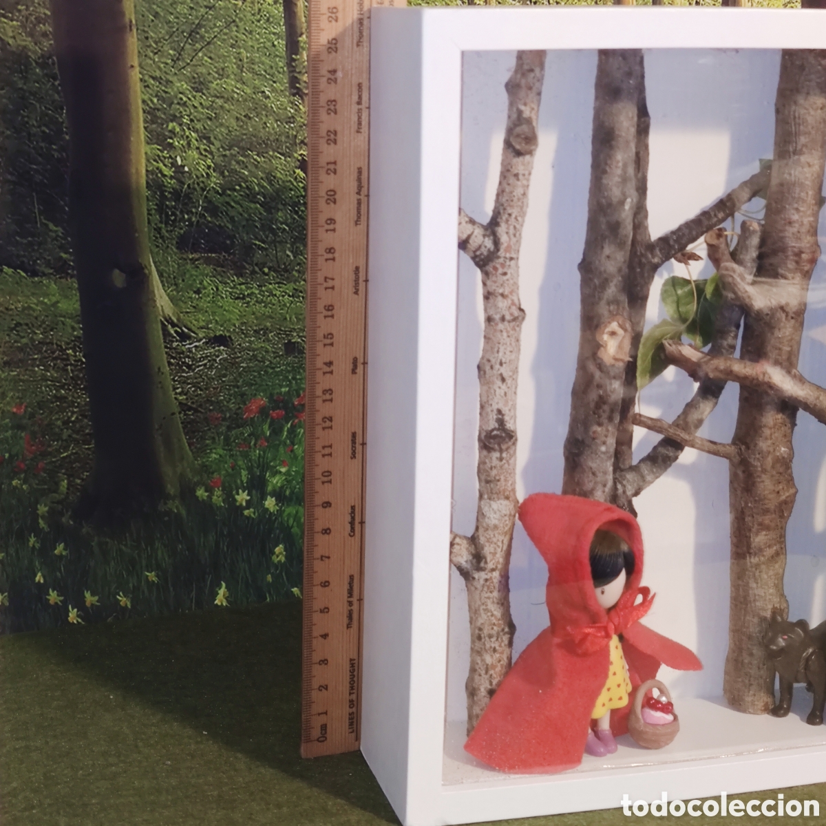 Mu&ntilde;ecas modernas: Cuadro Caperucita Gorjuss y el lobo en el bosque 3D - Foto 6