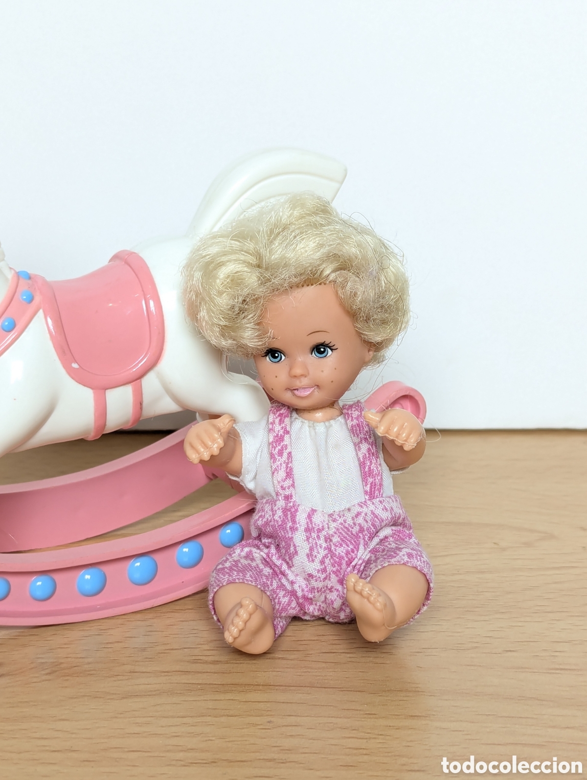 Mu&ntilde;ecas modernas: Lote mu&ntilde;eco beb&eacute; y balanc&iacute;n - Foto 3