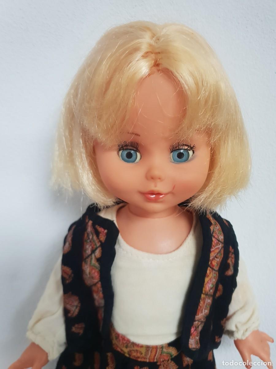 Mu&ntilde;ecas modernas: Mu&ntilde;eca a&ntilde;os 70 extranjera - Foto 2