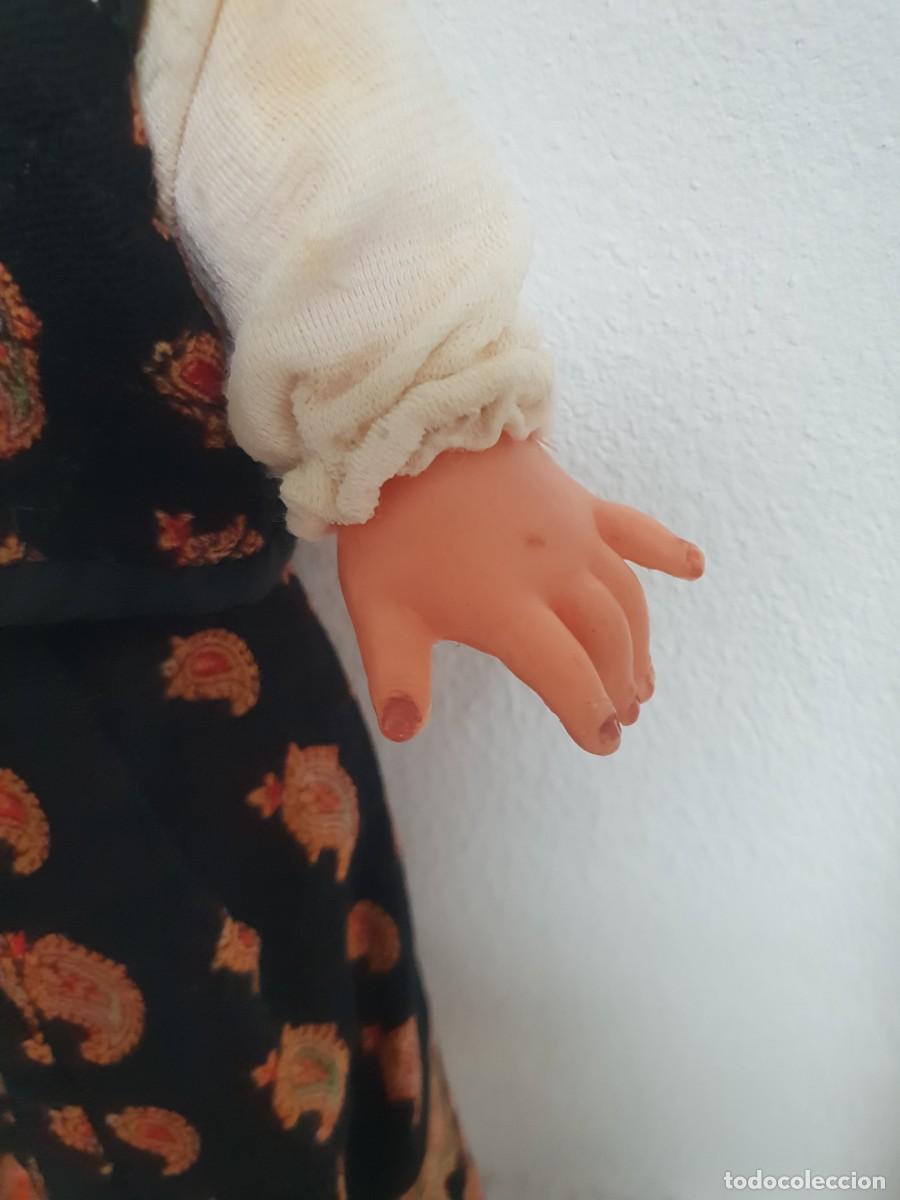 Mu&ntilde;ecas modernas: Mu&ntilde;eca a&ntilde;os 70 extranjera - Foto 4