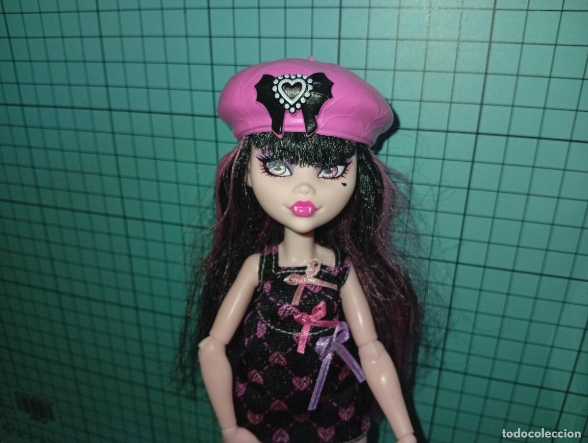 Mu&ntilde;ecas modernas: Mu&ntilde;eca Monster high Draculaura Skulltimate - Foto 3
