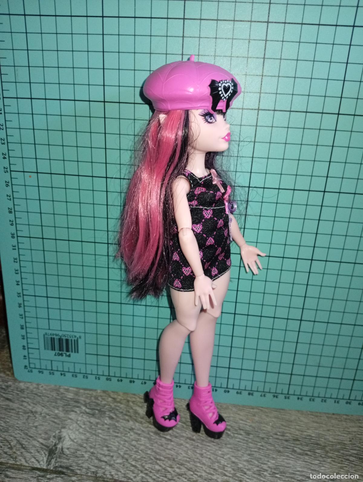 Mu&ntilde;ecas modernas: Mu&ntilde;eca Monster high Draculaura Skulltimate - Foto 6