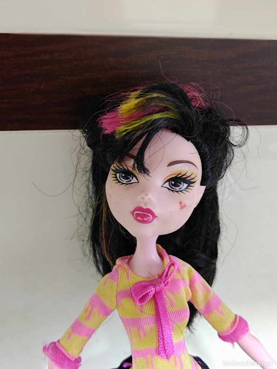 Mu&ntilde;ecas modernas: Monster High Draculaura Art Class - Foto 2