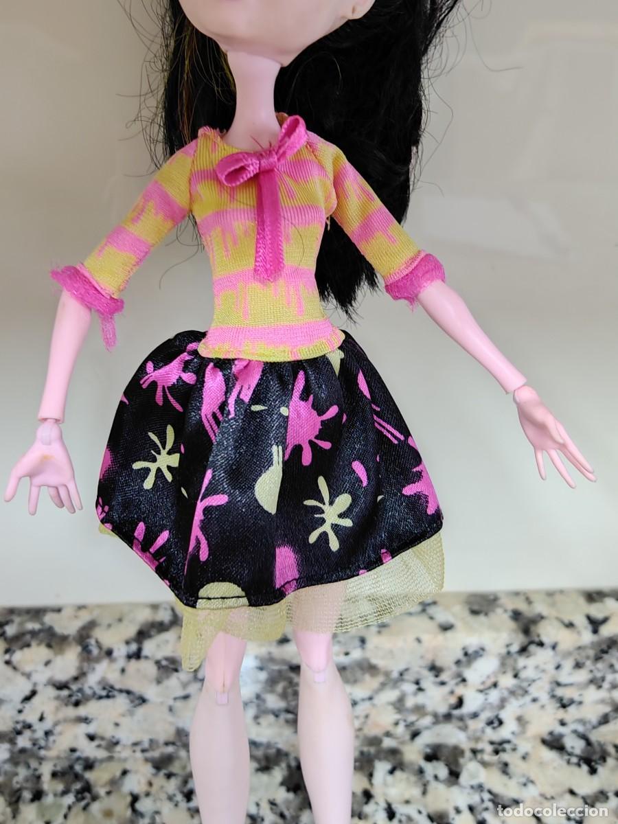 Mu&ntilde;ecas modernas: Monster High Draculaura Art Class - Foto 3