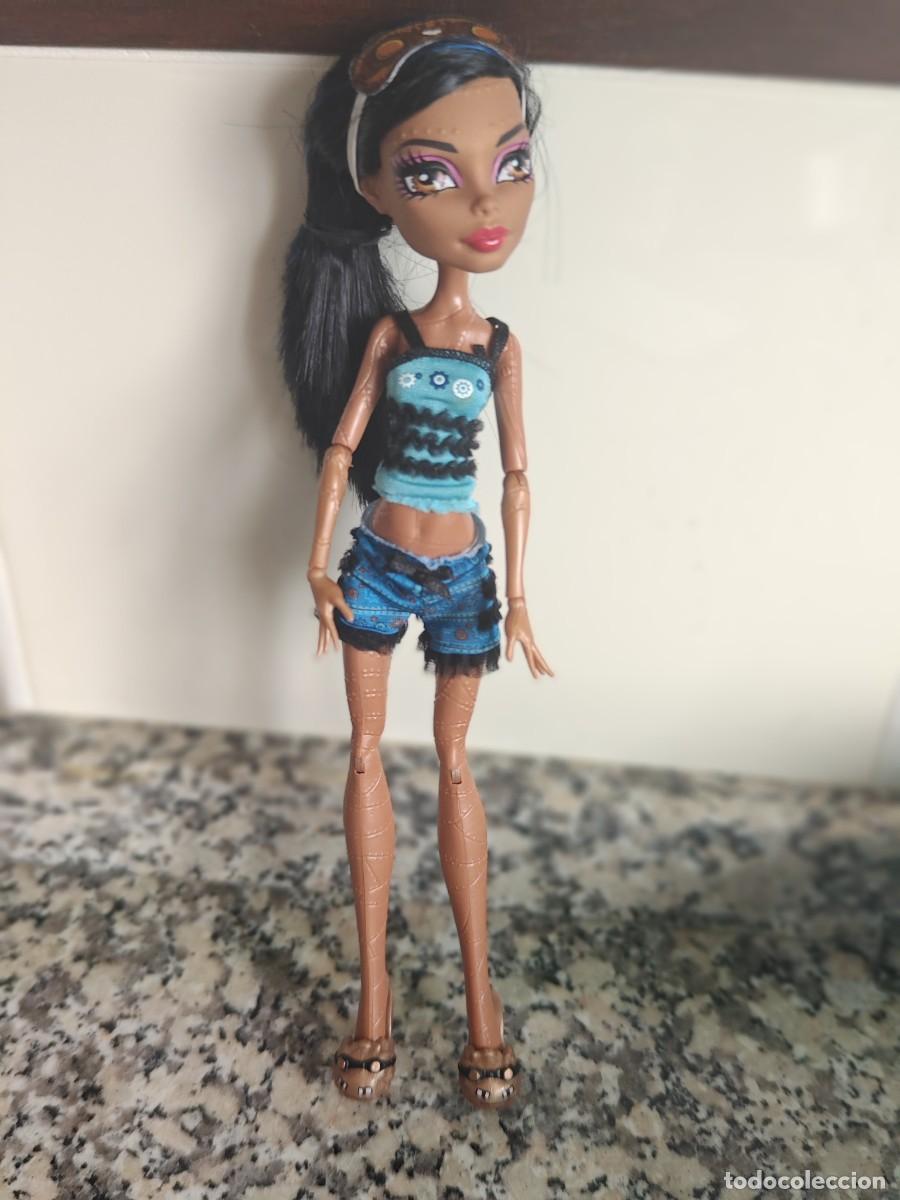 Mu&ntilde;ecas modernas: Monster High Robecca Steam - Foto 1