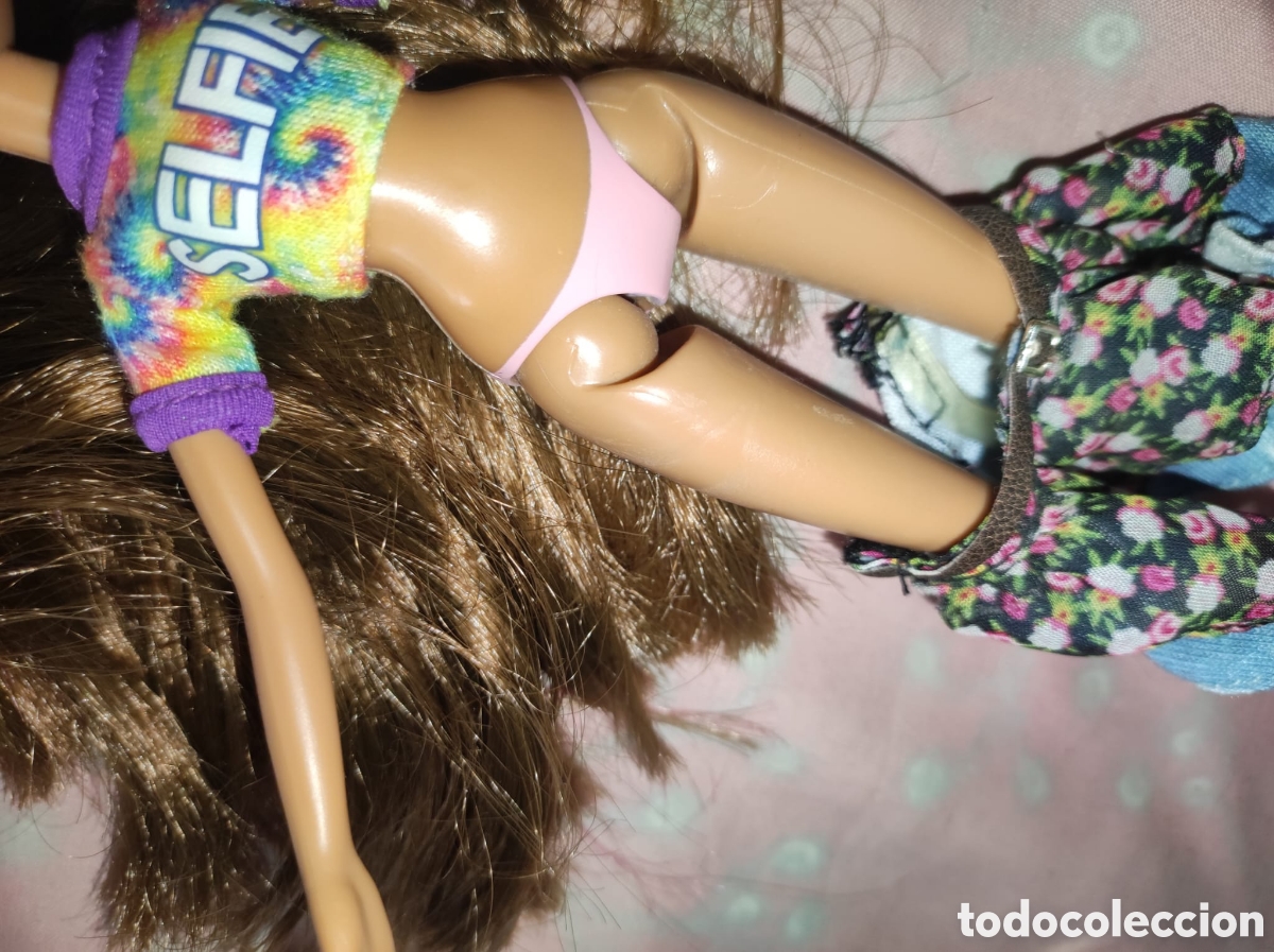 Mu&ntilde;ecas modernas: Mu&ntilde;eca Bratz Selfie con accesorios - Foto 4