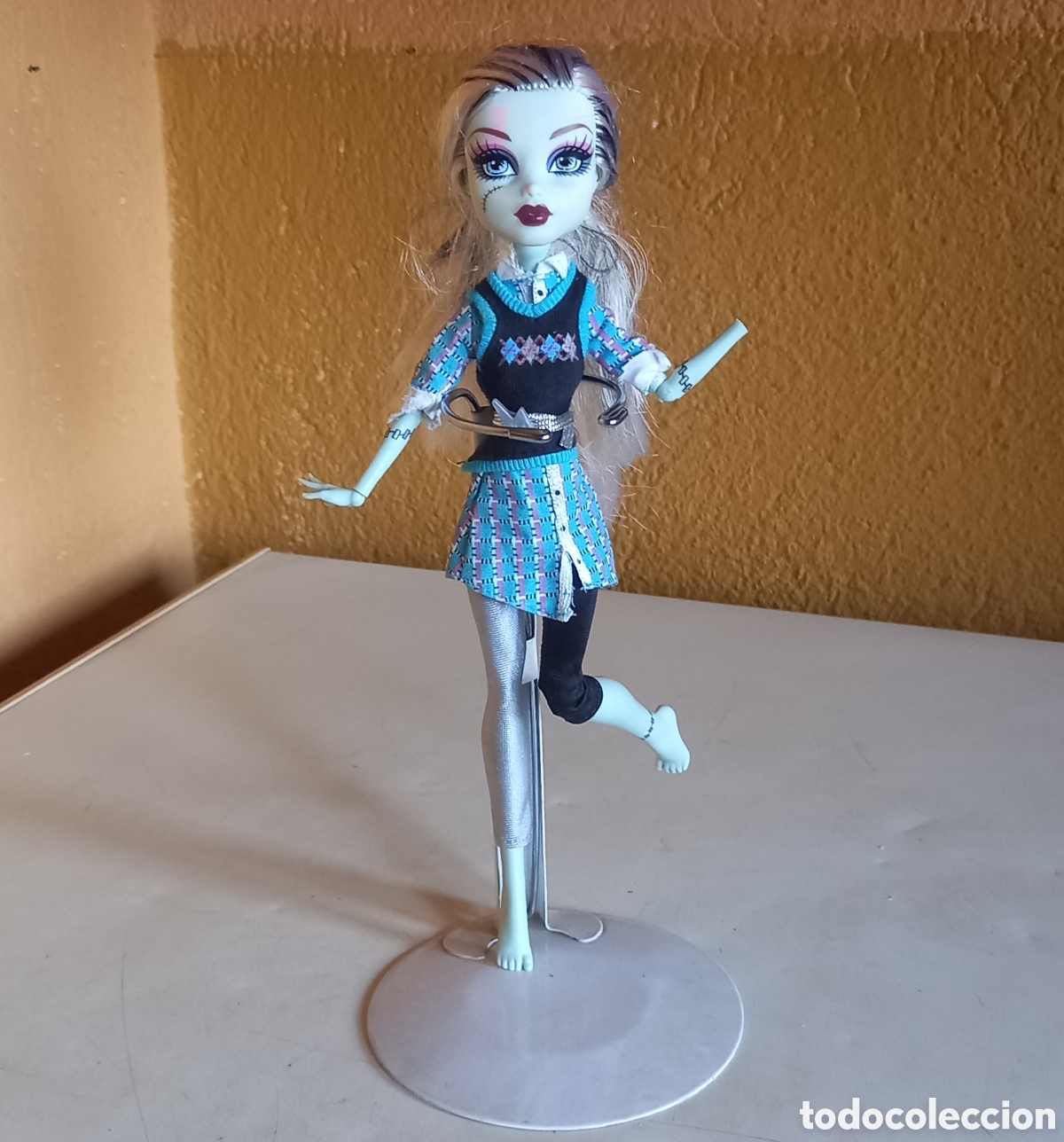 Mu&ntilde;ecas modernas: MU&Ntilde;ECA MONSTER HIGH 2008 MATTEL FRANKIE STEIN - Foto 1