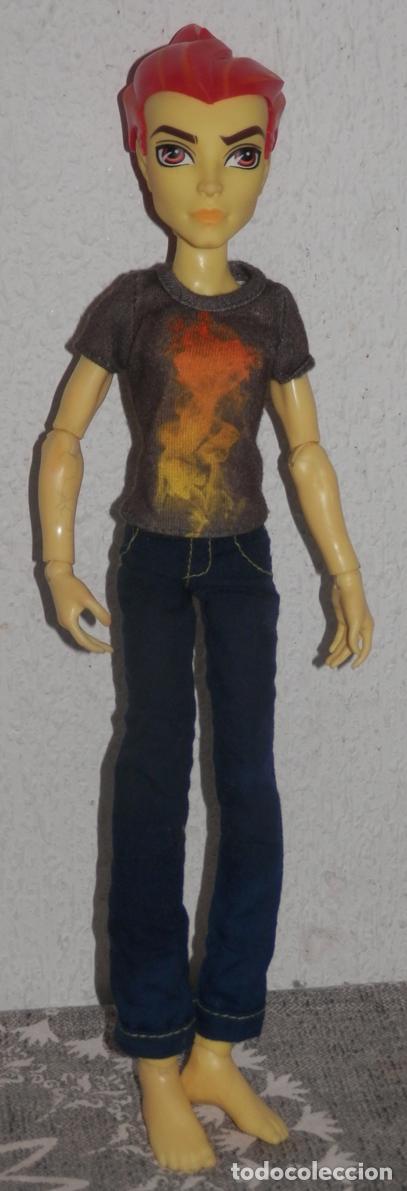 Mu&ntilde;ecas modernas: MU&Ntilde;ECO MONSTER HIGH - MU&Ntilde;ECO HEATH BURNS - Foto 1
