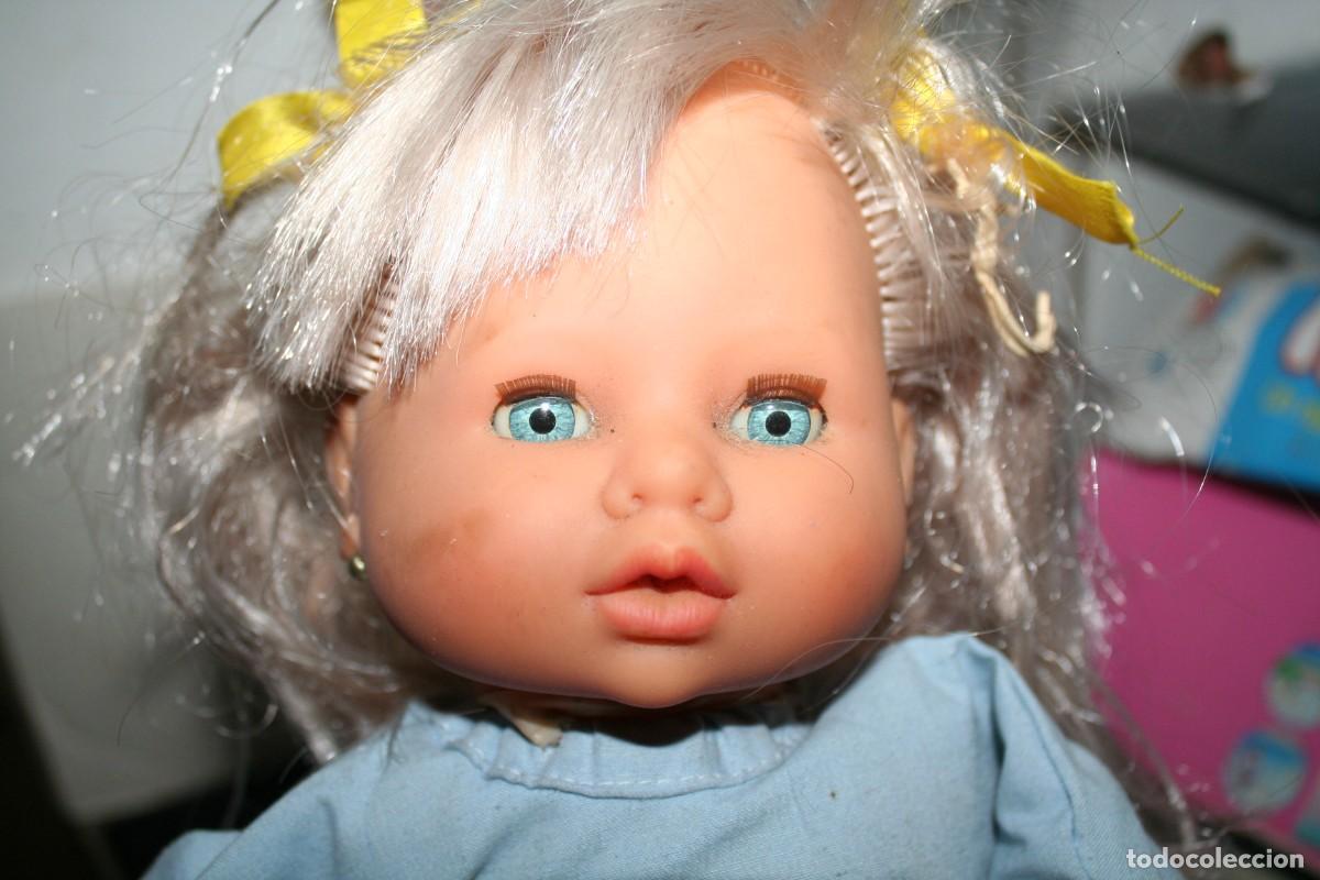 Mu&ntilde;ecas modernas: MU&Ntilde;ECA A PILAS SIN MARCA - Foto 1