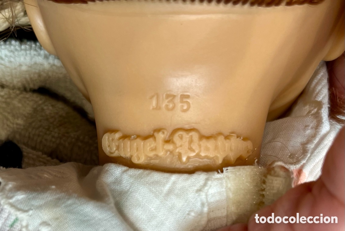 Mu&ntilde;ecas modernas: mu&ntilde;eca alemana numerada con grabado en la nuca - Foto 1