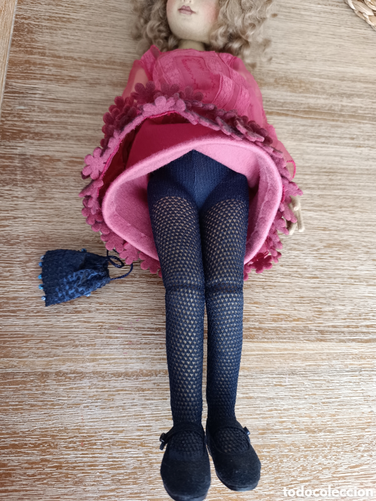 Mu&ntilde;ecas modernas: Mu&ntilde;eca fieltro marca Maggie iacono - Foto 8
