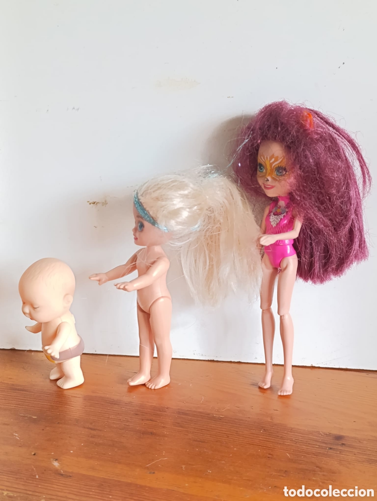 Mu&ntilde;ecas modernas: LOTE DE TRES / MINI - MU&Ntilde;ECAS / DE PVC - Foto 2
