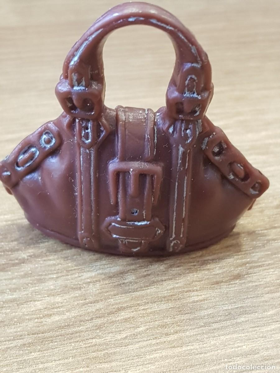 Mu&ntilde;ecas modernas: Bolso para mu&ntilde;eca bratz - Foto 1