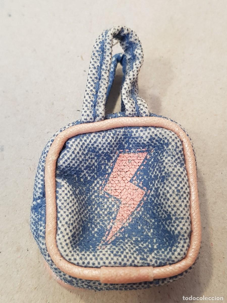 Mu&ntilde;ecas modernas: Bolso para mu&ntilde;eca bratz - Foto 1