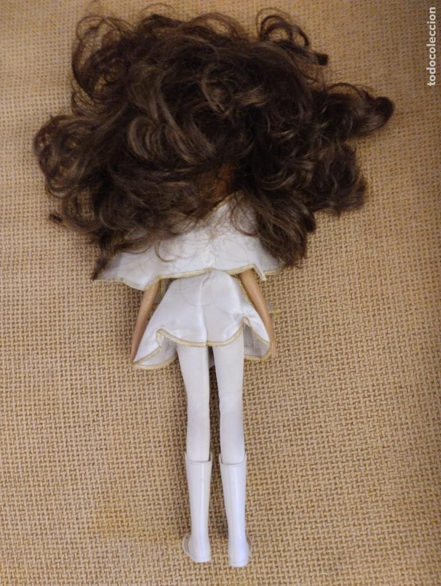 Mu&ntilde;ecas modernas: Mu&ntilde;eca Moixe Sophina 2009 - Foto 2