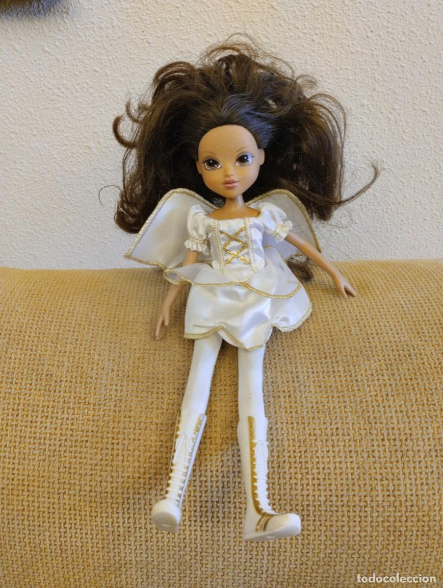 Mu&ntilde;ecas modernas: Mu&ntilde;eca Moixe Sophina 2009 - Foto 3