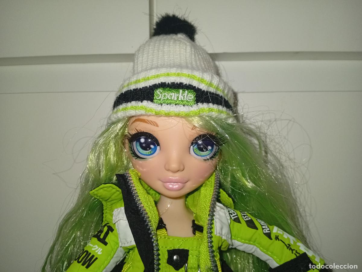 Mu&ntilde;ecas modernas: Mu&ntilde;eca Rainbow high Jade Hunter - Foto 2