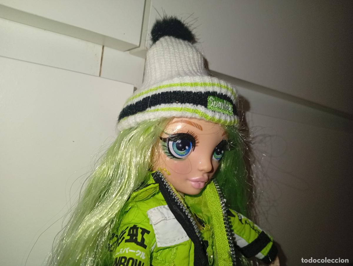 Mu&ntilde;ecas modernas: Mu&ntilde;eca Rainbow high Jade Hunter - Foto 3