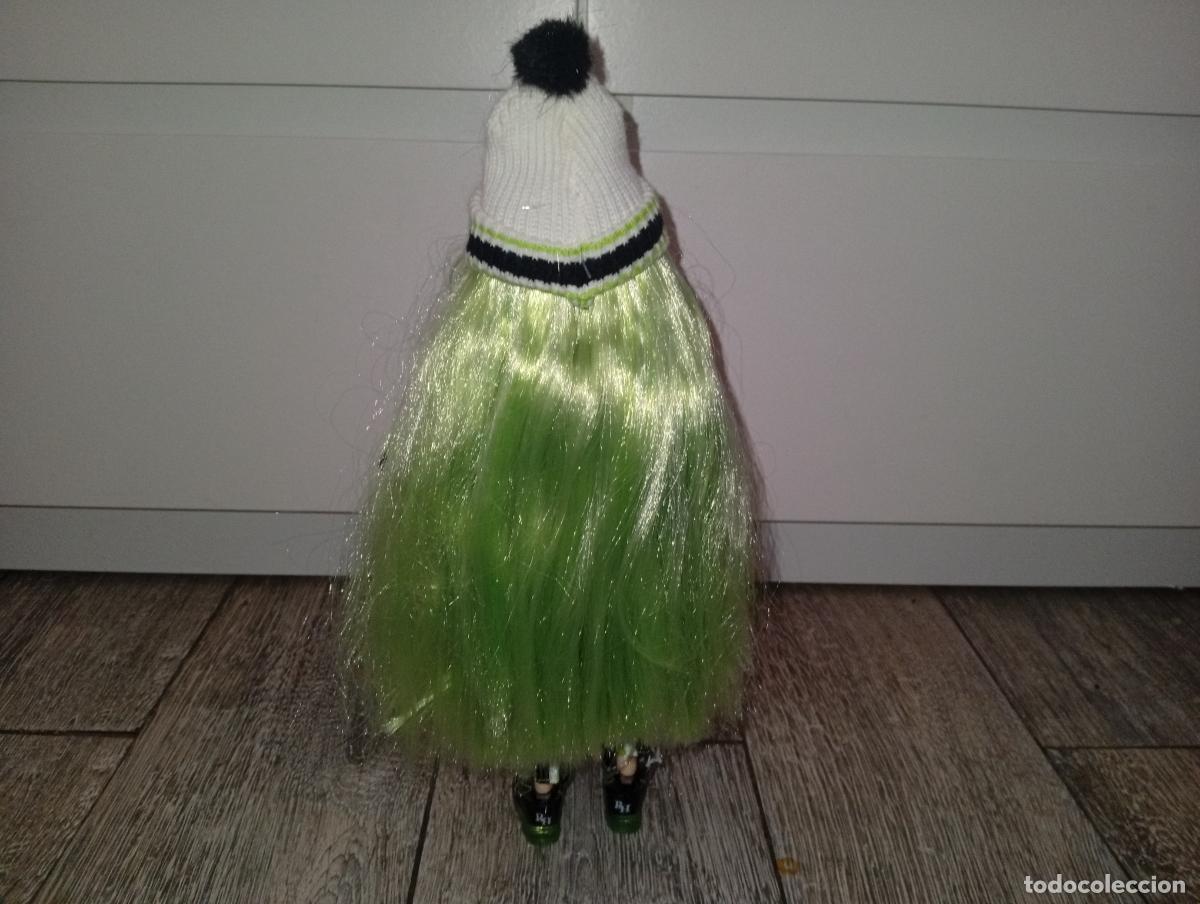 Mu&ntilde;ecas modernas: Mu&ntilde;eca Rainbow high Jade Hunter - Foto 7