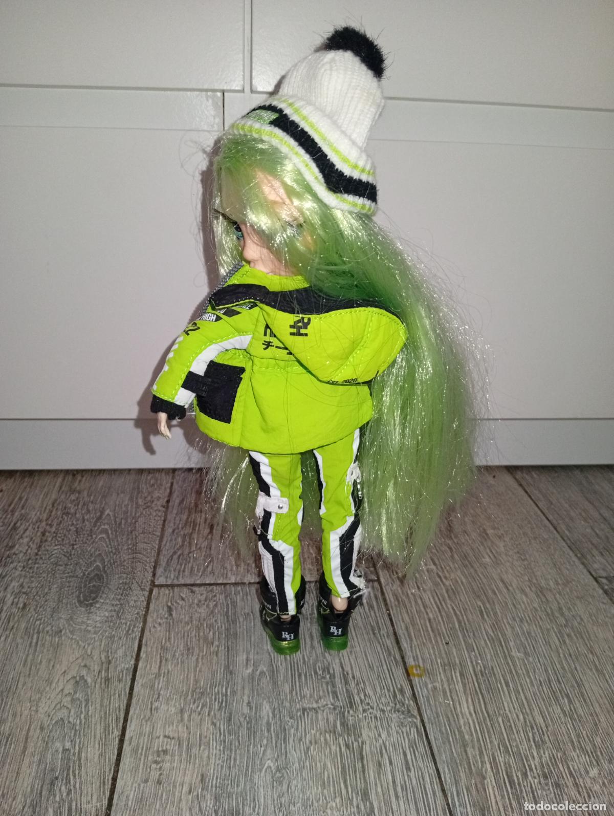 Mu&ntilde;ecas modernas: Mu&ntilde;eca Rainbow high Jade Hunter - Foto 8