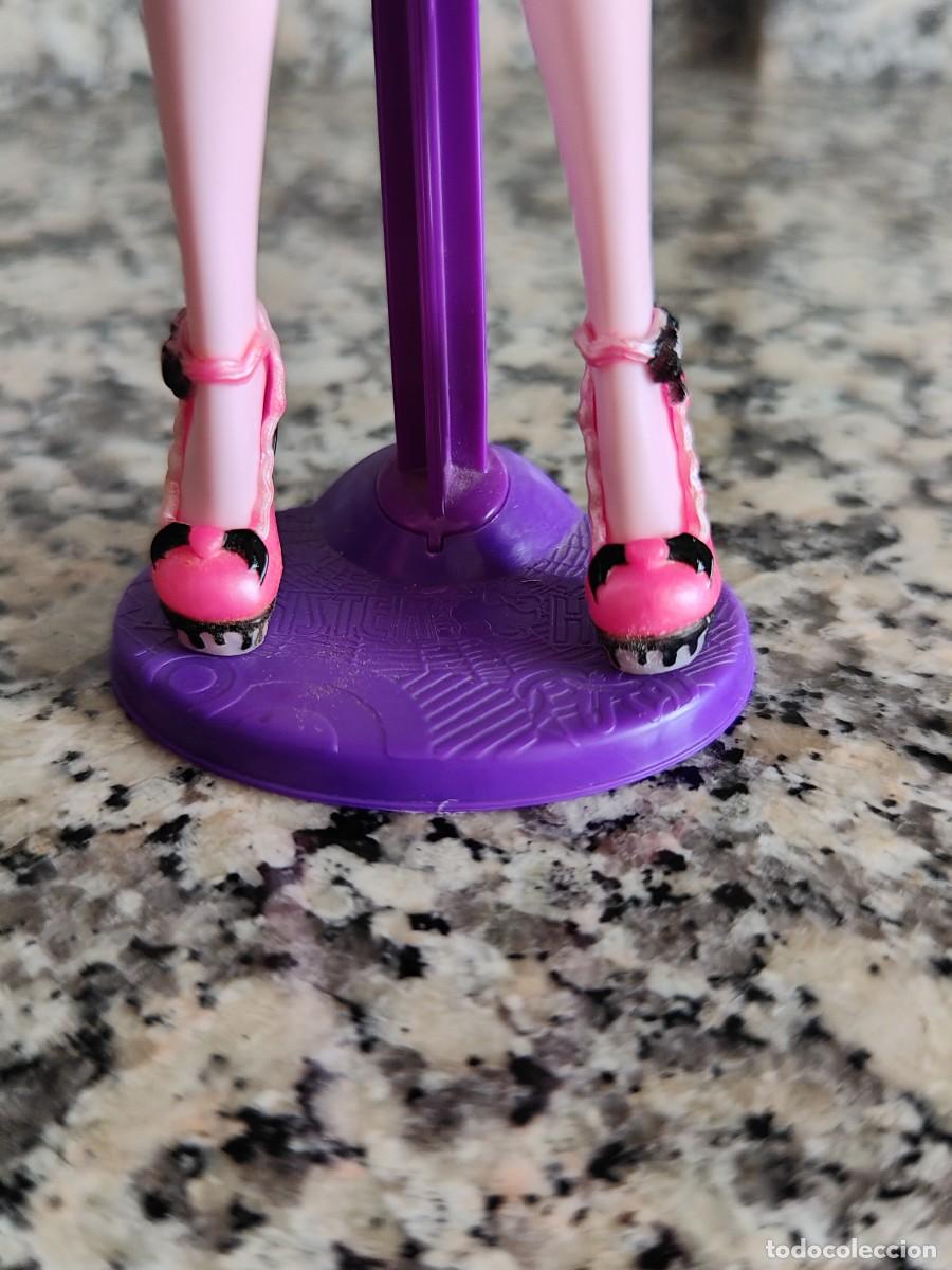 Mu&ntilde;ecas modernas: Monster High Draculaura 1600 - Foto 4