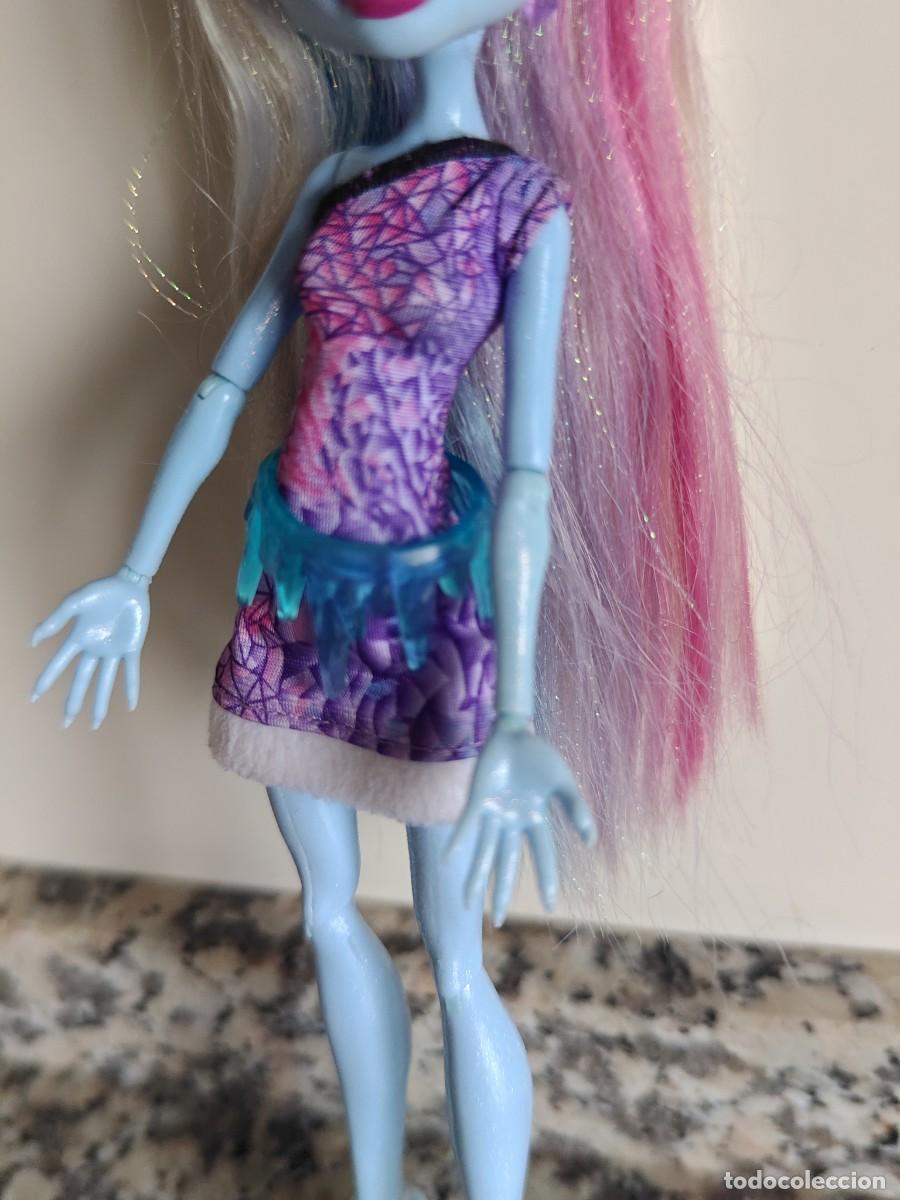 Mu&ntilde;ecas modernas: Monster High Abbey Bominable - Foto 3