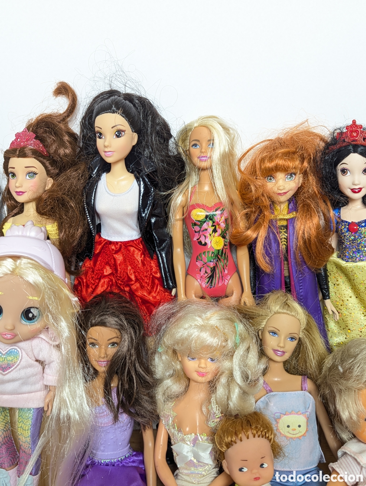 Mu&ntilde;ecas modernas: Lote 16 mu&ntilde;ecas variadas Barbie, Disney... - Foto 5