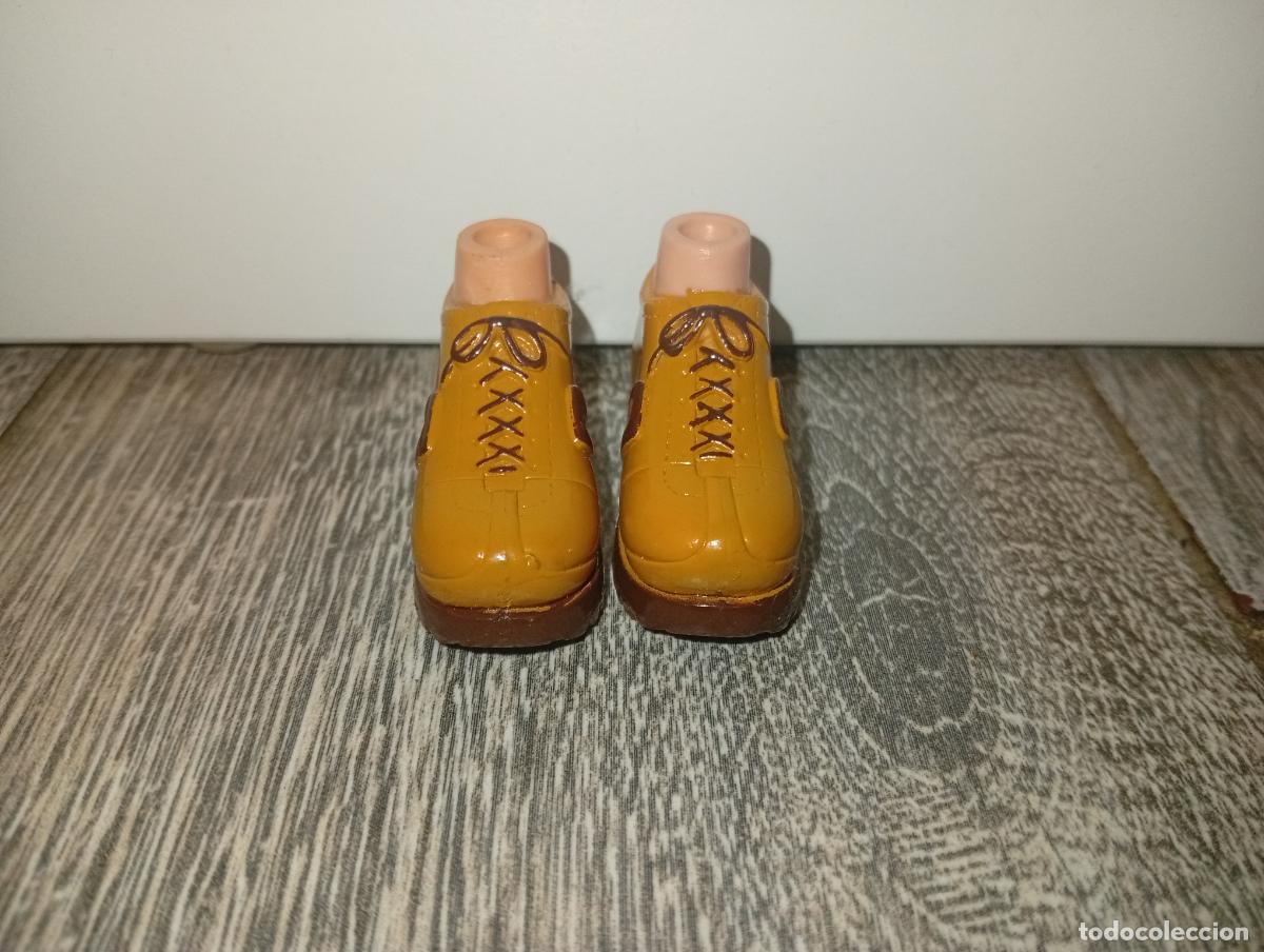Mu&ntilde;ecas modernas: Zapatos de mu&ntilde;eco Bratz - Foto 3