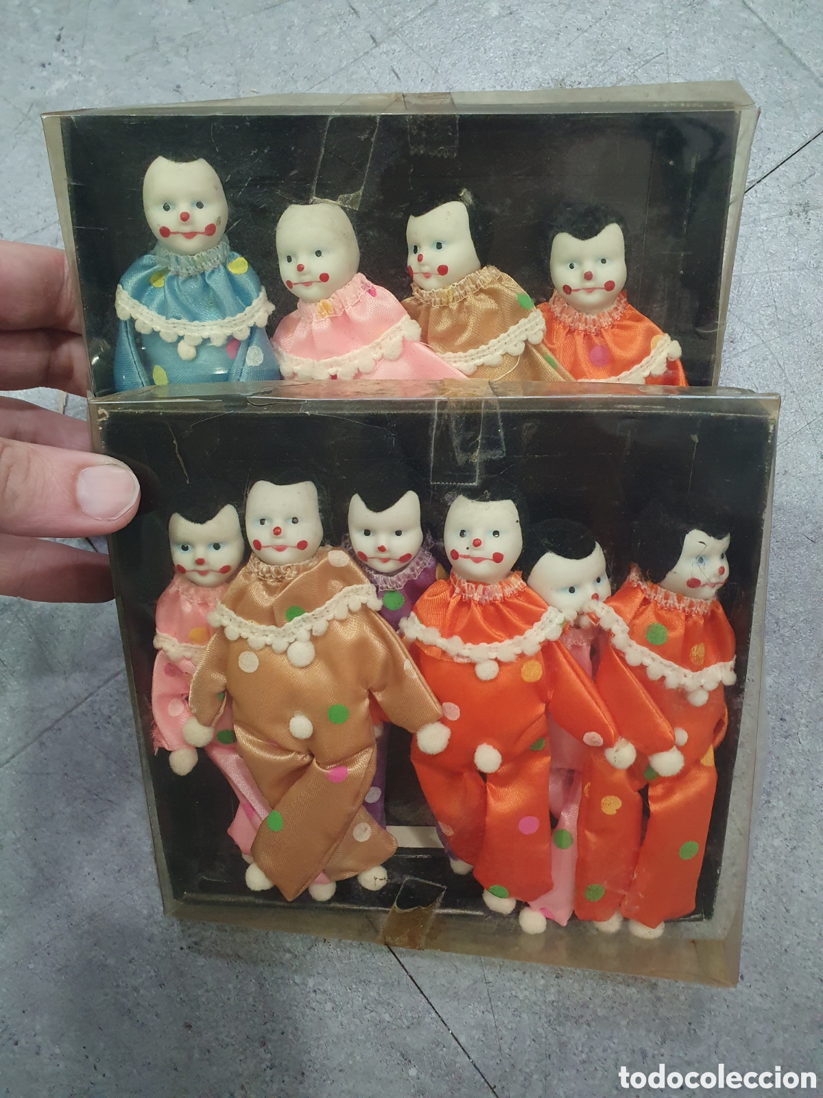 Mu&ntilde;ecas modernas: Lote de arlequines mu&ntilde;ecas variadas. (L132) - Foto 1