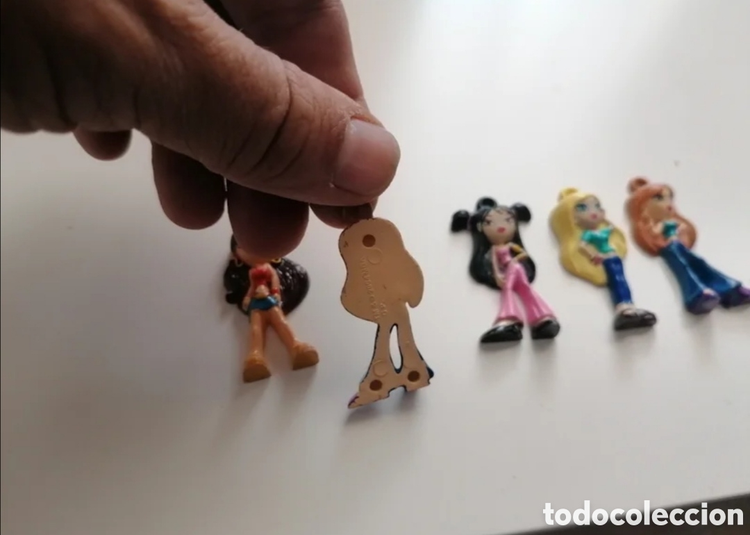 Mu&ntilde;ecas modernas: Conjunto de 5 miini mu&ntilde;ecas Bratz. - Foto 2