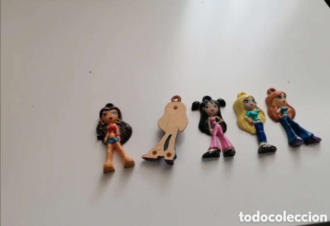 Mu&ntilde;ecas modernas: Conjunto de 5 miini mu&ntilde;ecas Bratz. - Foto 3