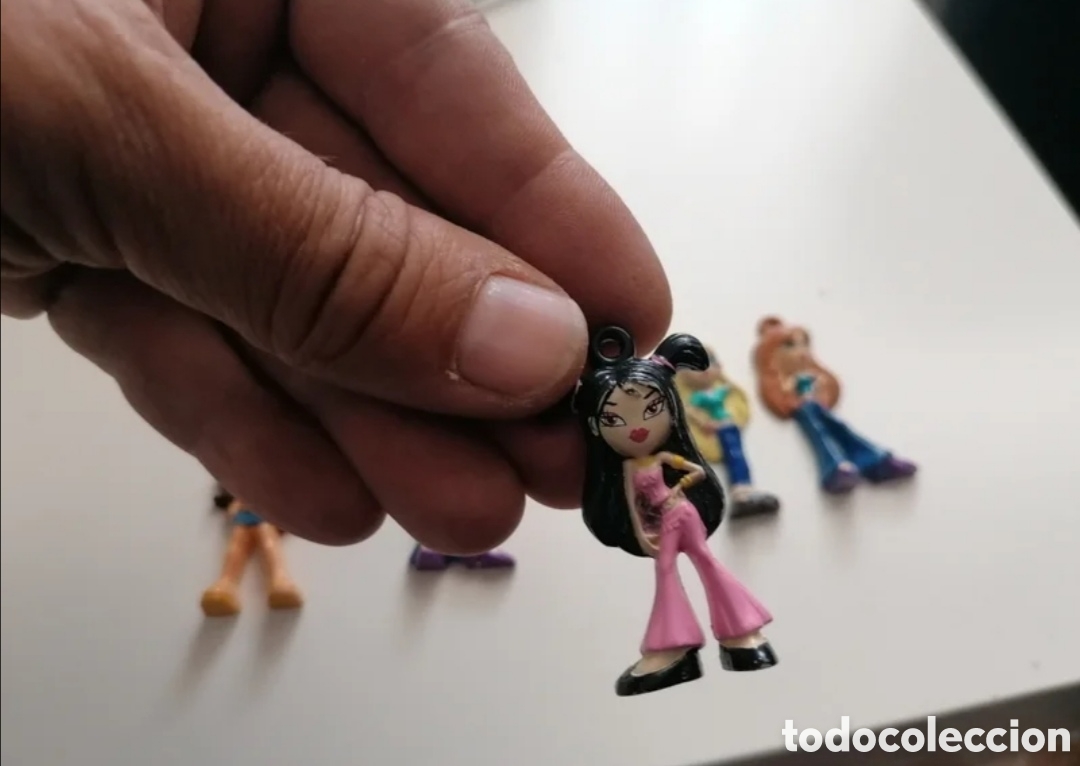 Mu&ntilde;ecas modernas: Conjunto de 5 miini mu&ntilde;ecas Bratz. - Foto 4