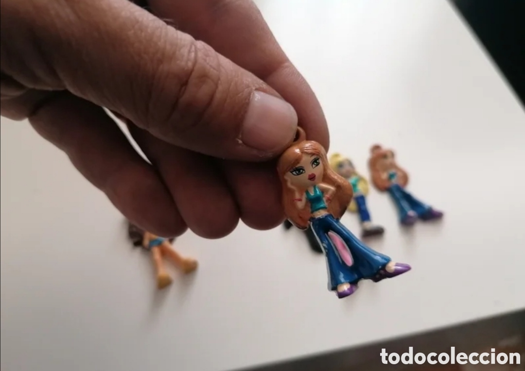 Mu&ntilde;ecas modernas: Conjunto de 5 miini mu&ntilde;ecas Bratz. - Foto 5