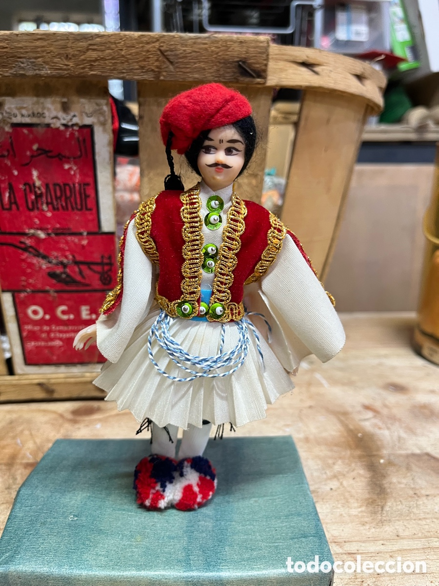 Mu&ntilde;ecas modernas: Mu&ntilde;eca antigua de colecci&oacute;n Grecia - Foto 1