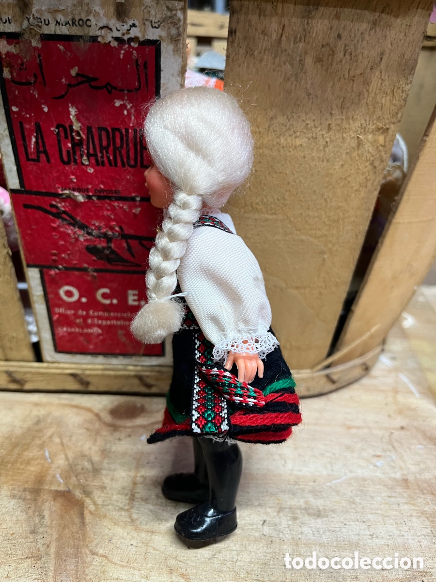Mu&ntilde;ecas modernas: Mu&ntilde;eca antigua de colecci&oacute;n Noruega - Foto 4