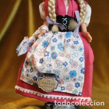 Mu&ntilde;ecas modernas: Mu&ntilde;eca con traje de &eacute;poca,Marca Eros.Firenze - Foto 3