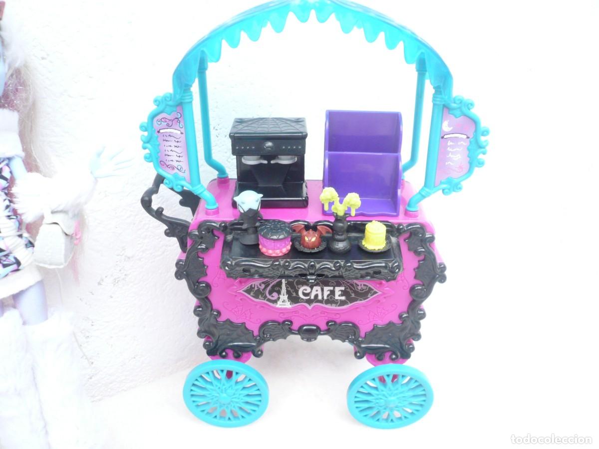 Mu&ntilde;ecas modernas: LOTE DOS MU&Ntilde;ECAS MONSTER MATTEL, MUEBLES Y COMPLEMENTOS - Foto 6