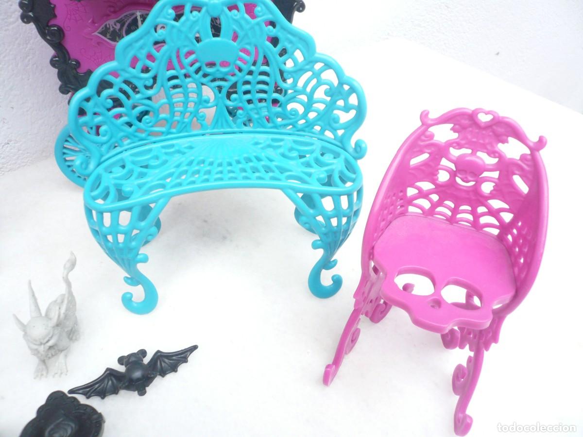 Mu&ntilde;ecas modernas: LOTE DOS MU&Ntilde;ECAS MONSTER MATTEL, MUEBLES Y COMPLEMENTOS - Foto 7
