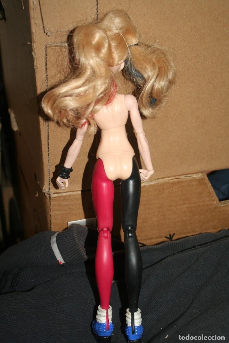 Mu&ntilde;ecas modernas: mu&ntilde;eca harley articulada mattel - Foto 3