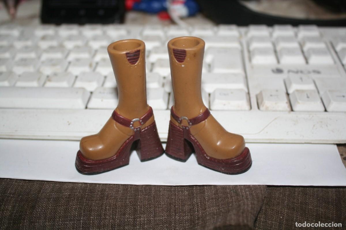 Mu&ntilde;ecas modernas: zapatos mu&ntilde;eco mu&ntilde;eca bratz - Foto 1