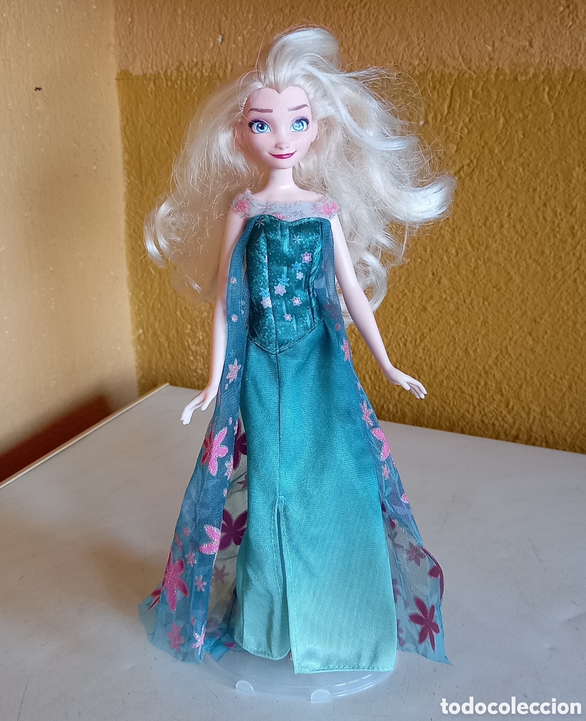 Mu&ntilde;ecas modernas: MU&Ntilde;ECA FROZEN MUSICAL DE HASBRO - Foto 1