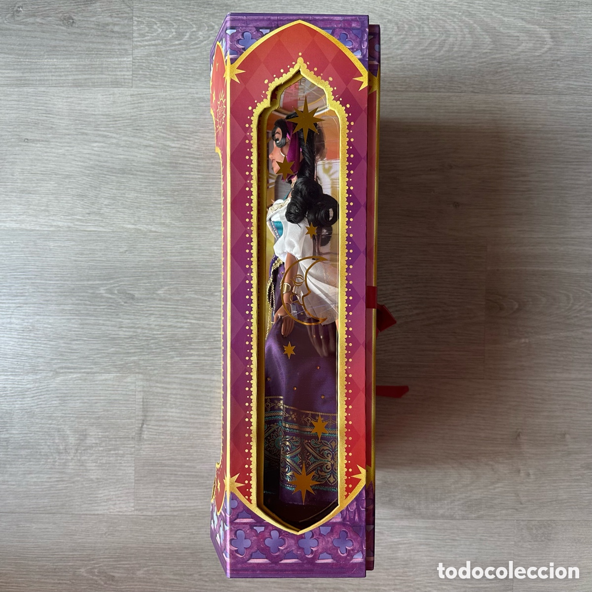 Mu&ntilde;ecas modernas: Mu&ntilde;eca edici&oacute;n limitada Esmeralda, Disney Store. - Foto 6