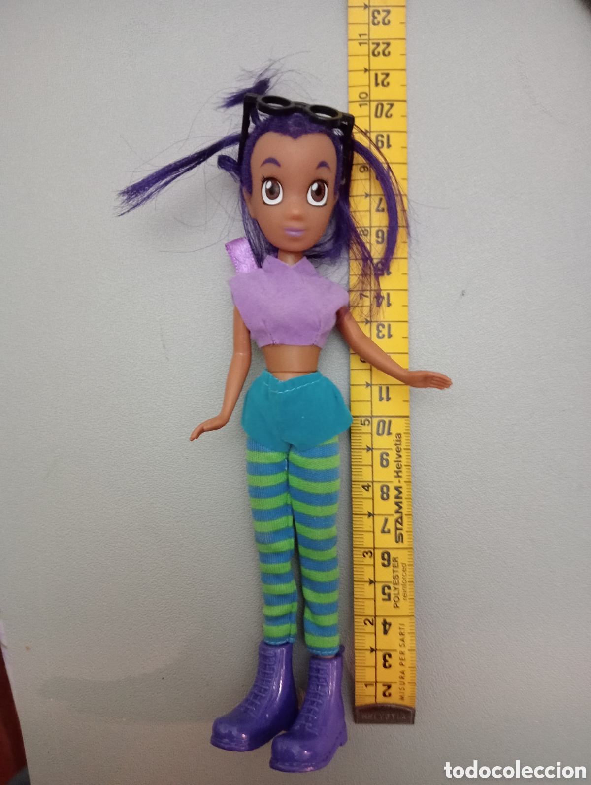 Mu&ntilde;ecas modernas: Mu&ntilde;eca de las Witch, Piel oscura - Foto 3