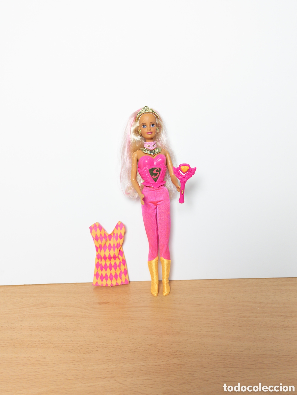 Mu&ntilde;ecas modernas: Mu&ntilde;eca heroina super Sindy - Foto 1