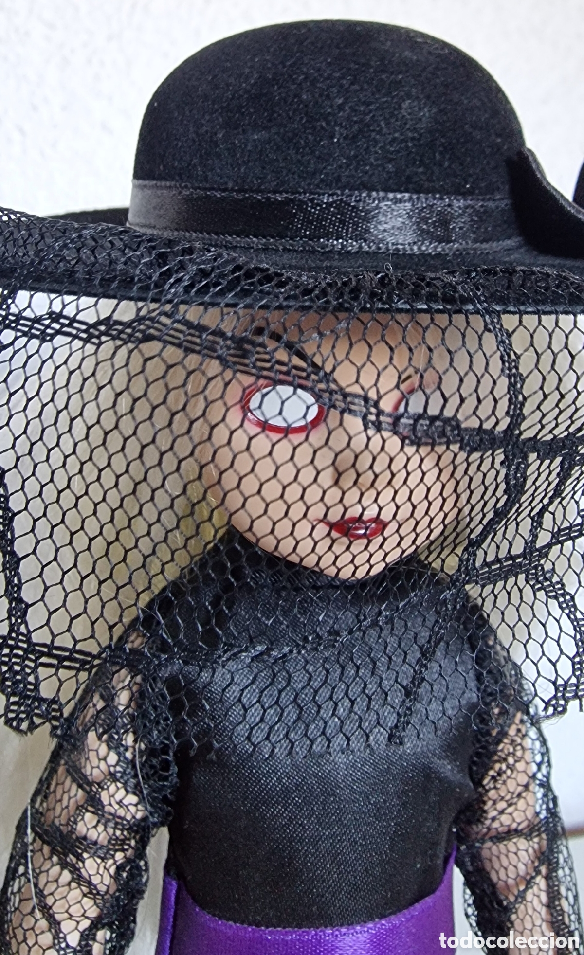 Mu&ntilde;ecas modernas: Living Dead Dolls: Ms. Eerie (series 4) - Foto 7