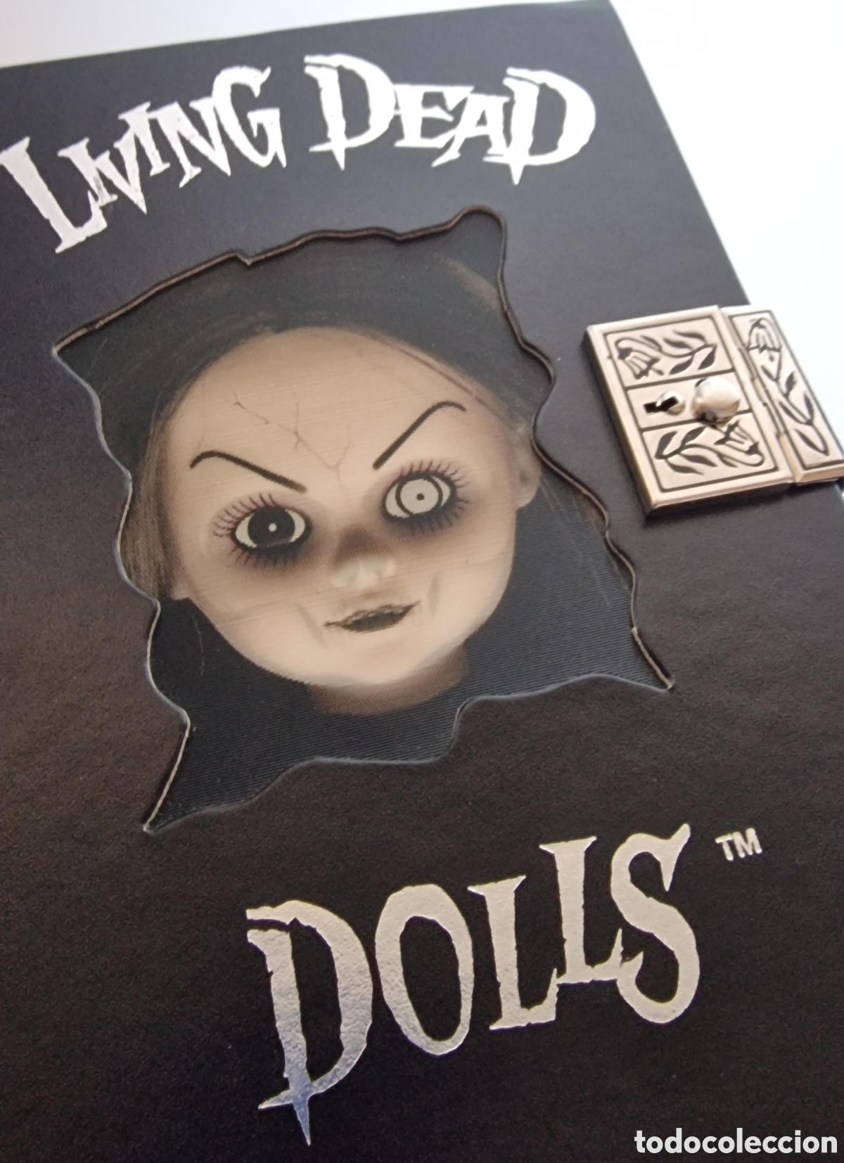 Mu&ntilde;ecas modernas: Living Dead Dolls: Ms. Eerie (series 4) - Foto 14