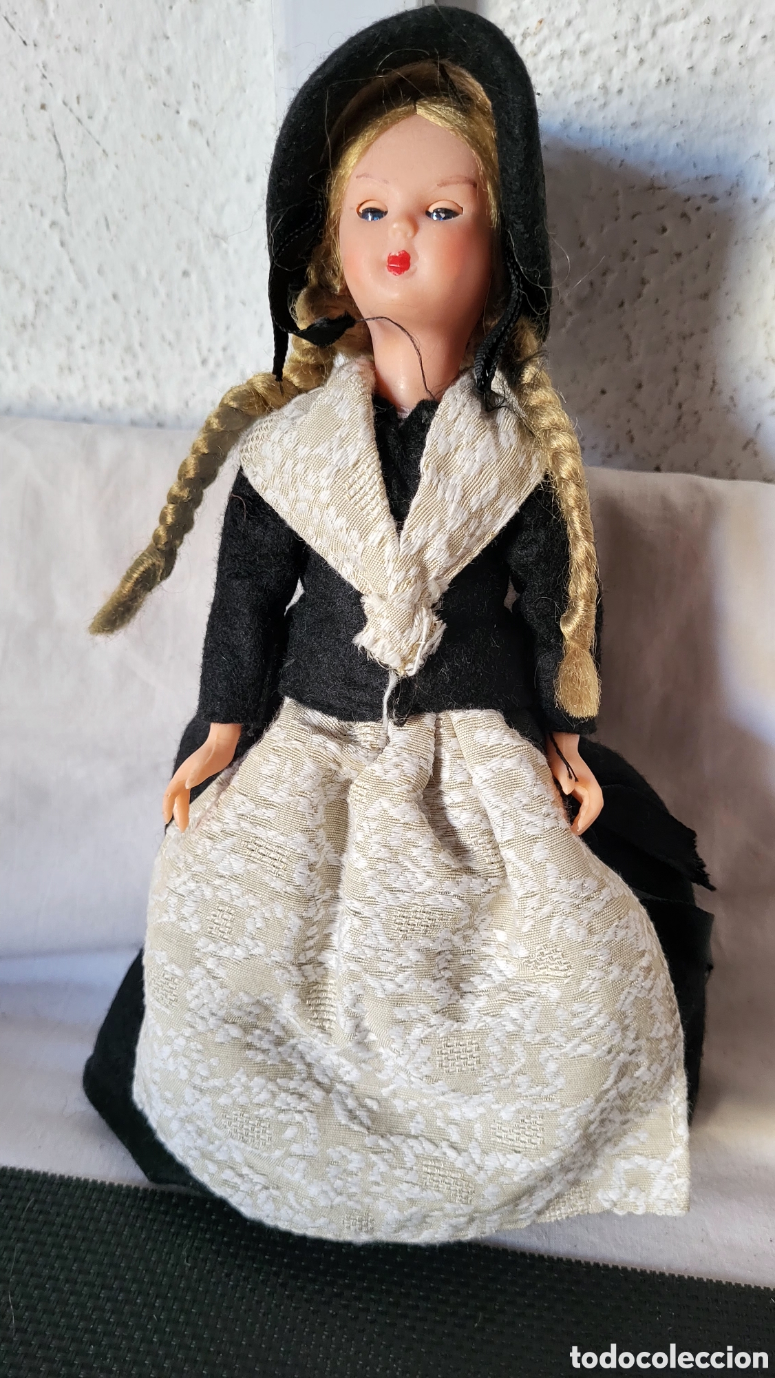 Mu&ntilde;ecas modernas: Mu&ntilde;eca antigua colecci&oacute;n - Foto 1