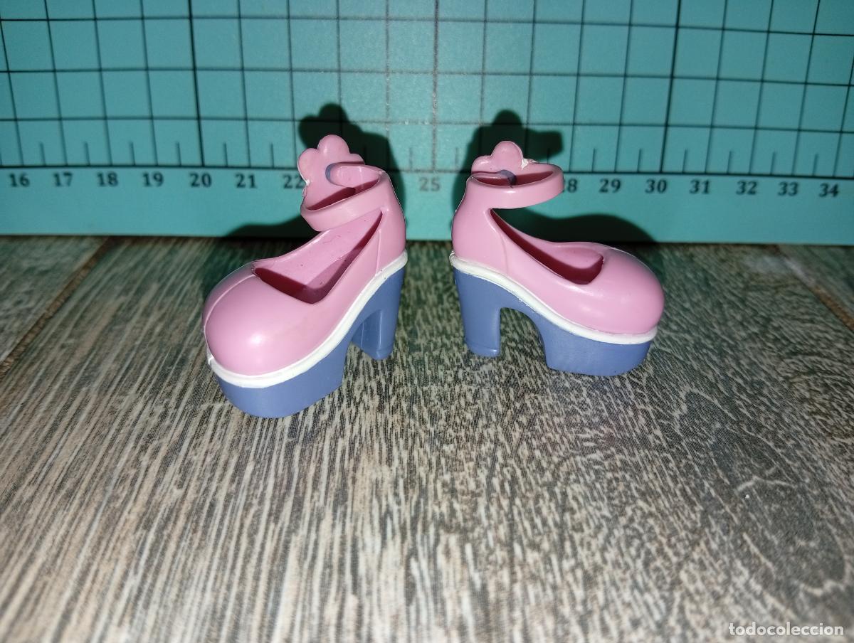 Mu&ntilde;ecas modernas: Zapatos para mu&ntilde;eca Blythe - Foto 1